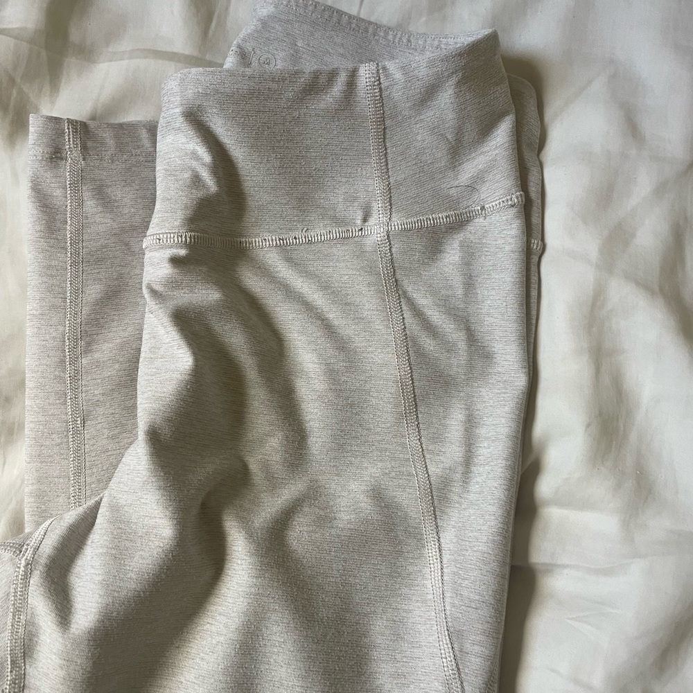 Outdoor Voices Core 7/8 Leggings size M - Picture 2 of 4